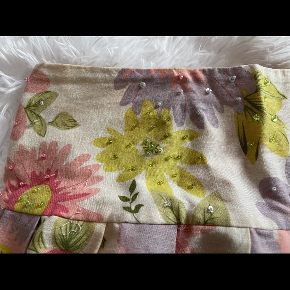 Beautiful Floral Summer Skirt - Picture 4 of 12